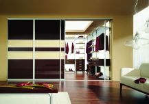 Vestavěné skříně Vestavěné skříně